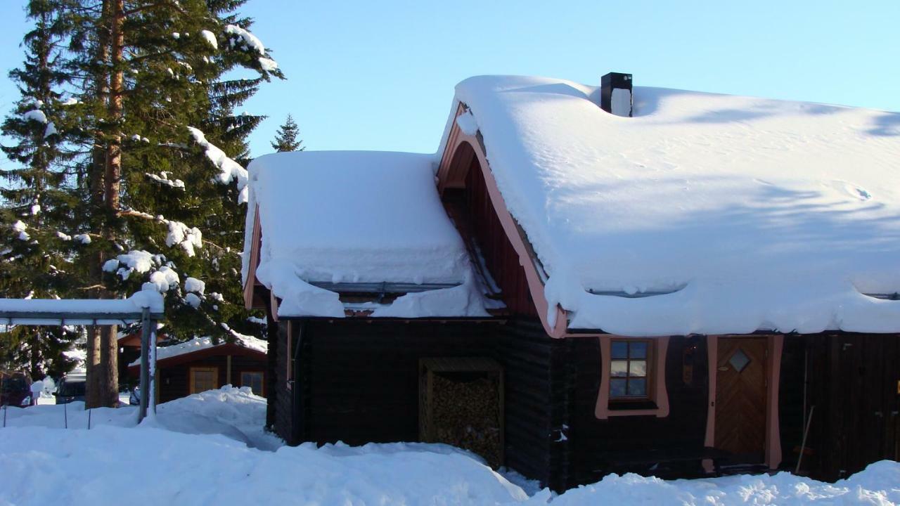 Tomtelandstugan Mora Exterior photo
